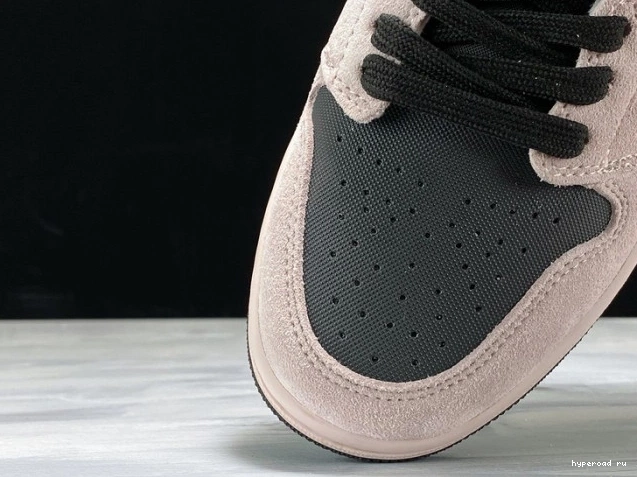 Powder Jordan Dirty Mid Air BQ6472-602 Iridescent (W) 1 0802